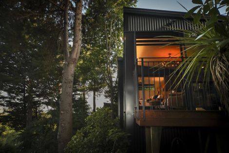 Photo of property in 8 Ormond Road, Hospital Hill, Napier, 4110