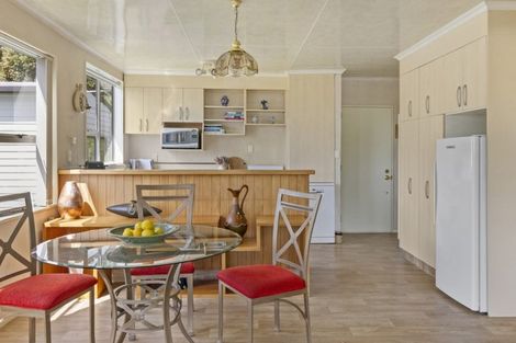 Photo of property in 52 Dorset Street, Picton, 7220