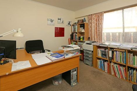 Photo of property in 4285 Great North Road, Glendene, Auckland, 0602