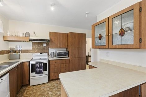 Photo of property in 28 Pilcher Crescent, Naenae, Lower Hutt, 5011