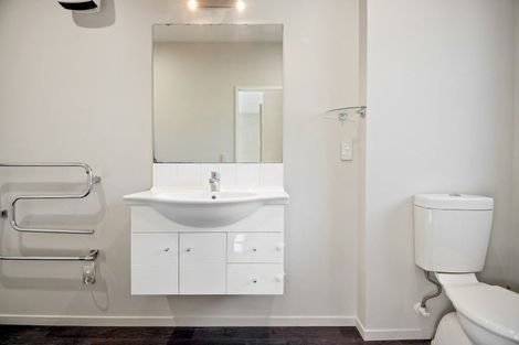 Photo of property in 10 Saint Peters Close, Woolston, Christchurch, 8062