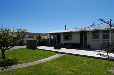 Photo of property in 39 Andrew Street, Waikanae, 5036