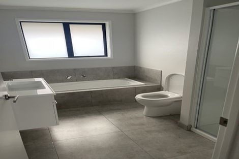 Photo of property in 22 Walter Lawry Road, Paerata, Pukekohe, 2124