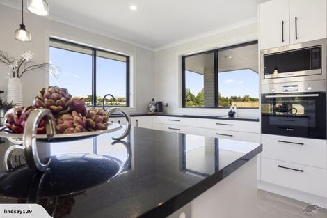 Photo of property in 2 Mural Drive, Katikati, 3129