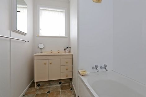 Photo of property in 32 Rata Street, Taradale, Napier, 4112