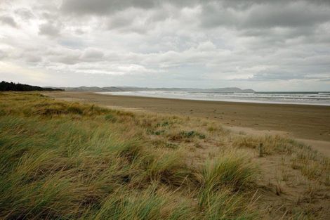 Photo of property in 8 Te Paerahi Road, Porangahau, 4293