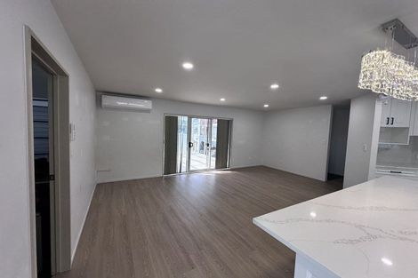 Photo of property in 41a Lynwood Road, New Lynn, Auckland, 0600