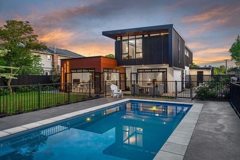 Photo of property in 36 Weka Street, Fendalton, Christchurch, 8041