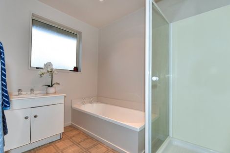 Photo of property in 16 Wrights Road, Addington, Christchurch, 8024