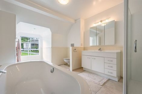 Photo of property in 95-97 Percy Dyett Drive, Karori, Wellington, 6012