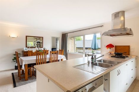 Photo of property in 79 Nimstedt Avenue, Oteha, Auckland, 0632