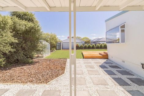 Photo of property in 20 Derrett Place, Saint Martins, Christchurch, 8022