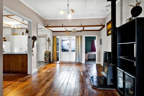 Photo of property in 150 Ackworth Road, Lepperton, New Plymouth, 4373