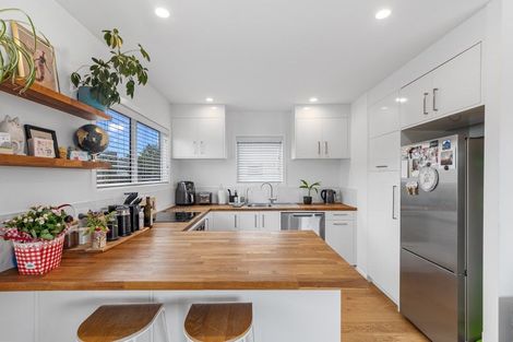 Photo of property in 1/20 Gobray Crescent, Mount Maunganui, 3116