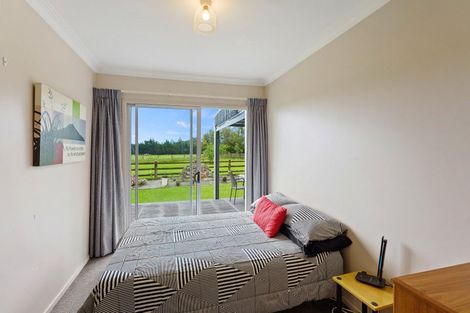 Photo of property in 921 State Highway 1, Te Horo, Otaki, 5581