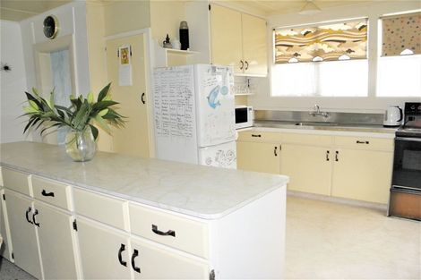 Photo of property in 77-79 Newcastle Street, Hampden, 9410