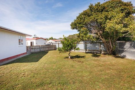 Photo of property in 34 Ruamahanga Crescent, Terrace End, Palmerston North, 4410