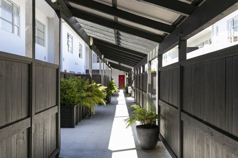 Photo of property in Galleria Apartments, 5/77 Tory Street, Te Aro, Wellington, 6011