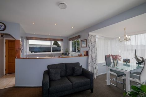 Photo of property in 38 Te Rama Place, Wainoni, Christchurch, 8061