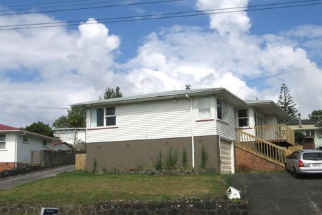 Photo of property in 14 Whittle Place, New Windsor, Auckland, 0600