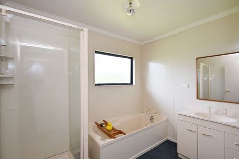 Photo of property in 230 Baxter Road, Isla Bank, Otautau, 9683