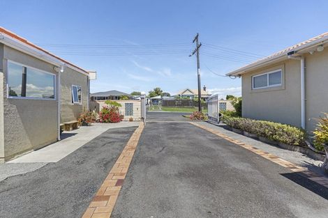 Photo of property in 50 Leslie Street, Waitara, 4320