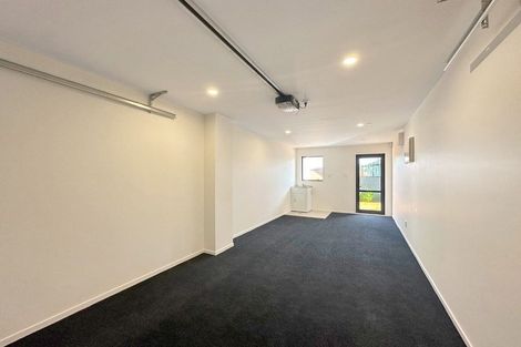 Photo of property in 7c Taratoa Street, Point England, Auckland, 1072