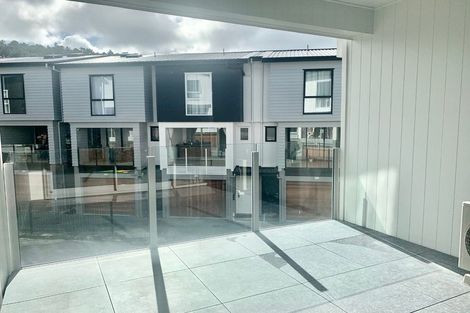 Photo of property in 15/10 Silver Moon Road, Albany Heights, Auckland, 0632