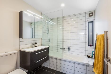 Photo of property in 12/7 Handyside Street, Tawa, Wellington, 5028