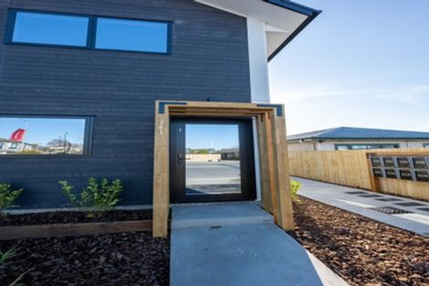 Photo of property in 1/241 Lincoln Road, Addington, Christchurch, 8024