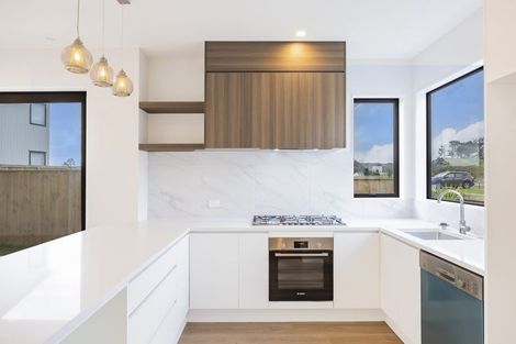 Photo of property in 18a Winfield Road, Kumeu, 0810