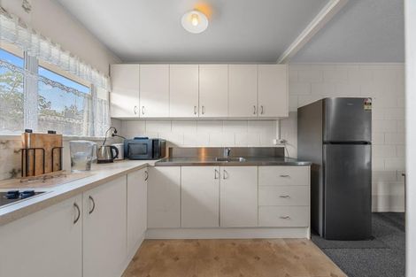 Photo of property in 407 West Coast Road, Glen Eden, Auckland, 0602