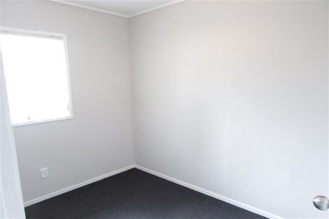 Photo of property in 72 Parrs Cross Road, Henderson, Auckland, 0612