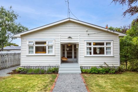Photo of property in 12a Kuratawhiti Street, Greytown, 5712