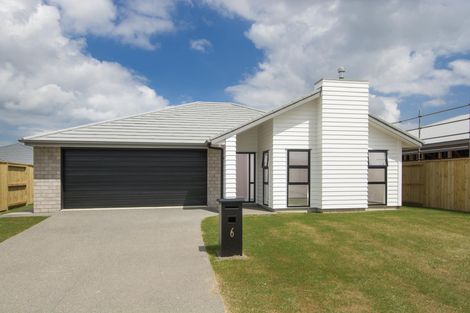 Photo of property in 6 Rotomanu Place, Pyes Pa, Tauranga, 3112
