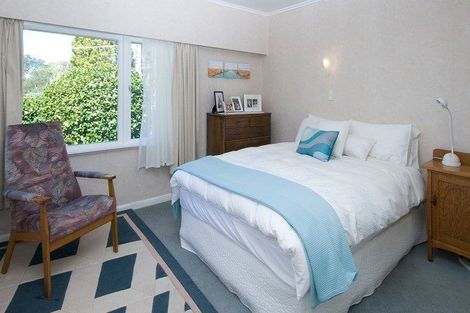 Photo of property in 1/20 Parkhill Road, Mellons Bay, Auckland, 2014