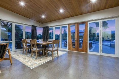 Photo of property in 10 Sunny Glen, Waikanae, 5036