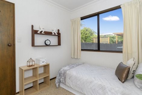 Photo of property in 2 Clivedene Street, Matua, Tauranga, 3110