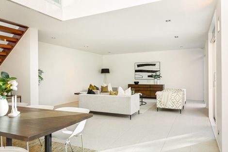 Photo of property in 7 Rangi Avenue, Schnapper Rock, Auckland, 0632