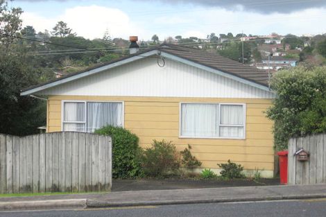 Photo of property in 73 Triangle Road, Massey, Auckland, 0614