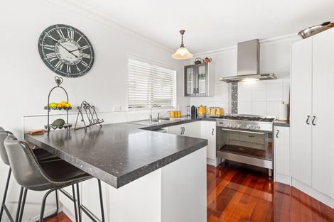 Photo of property in 30c Eleventh Avenue, Tauranga, 3110