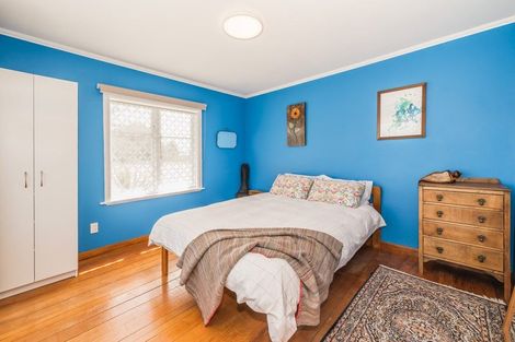 Photo of property in 106 Renown Road, Raumati South, Paraparaumu, 5032