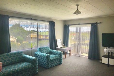 Photo of property in 21 Shalimar Place, Clover Park, Auckland, 2019