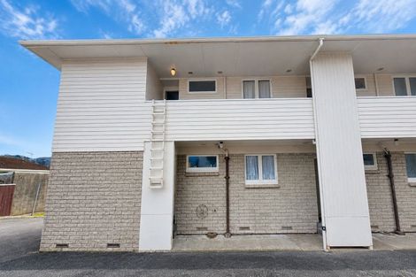 Photo of property in 7/10 Trevethick Grove, Woburn, Lower Hutt, 5010