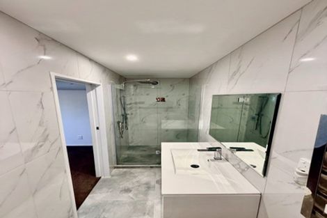 Photo of property in 24d Roberts Road, Te Atatu South, Auckland, 0610