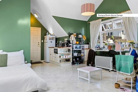 Photo of property in 49 Cashmere Road, Cashmere, Christchurch, 8022