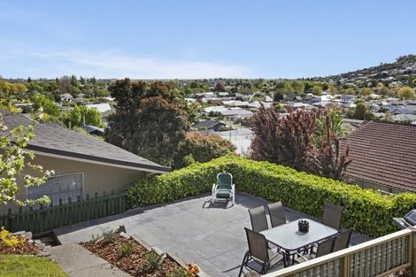 Photo of property in 13 Roseneath Place, Cashmere, Christchurch, 8022
