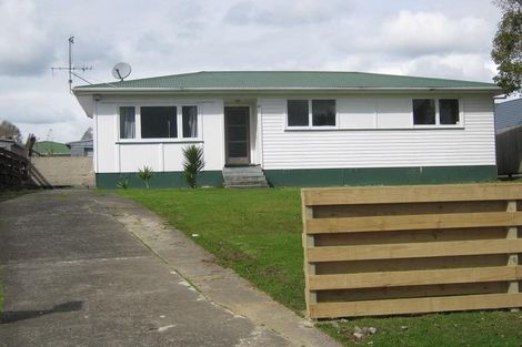 Photo of property in 8 Lendic Avenue, Henderson, Auckland, 0612