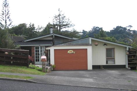 Photo of property in 126 Stapleford Crescent, Browns Bay, Auckland, 0630