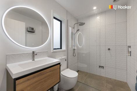 Photo of property in 18 Three Kings Court, Outram, 9019